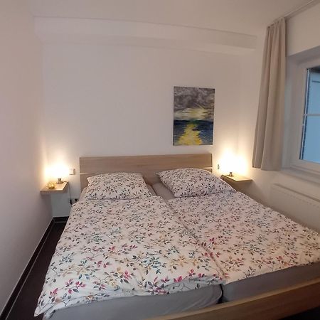 Appartement Hummel Hummel à Greetsiel Extérieur photo